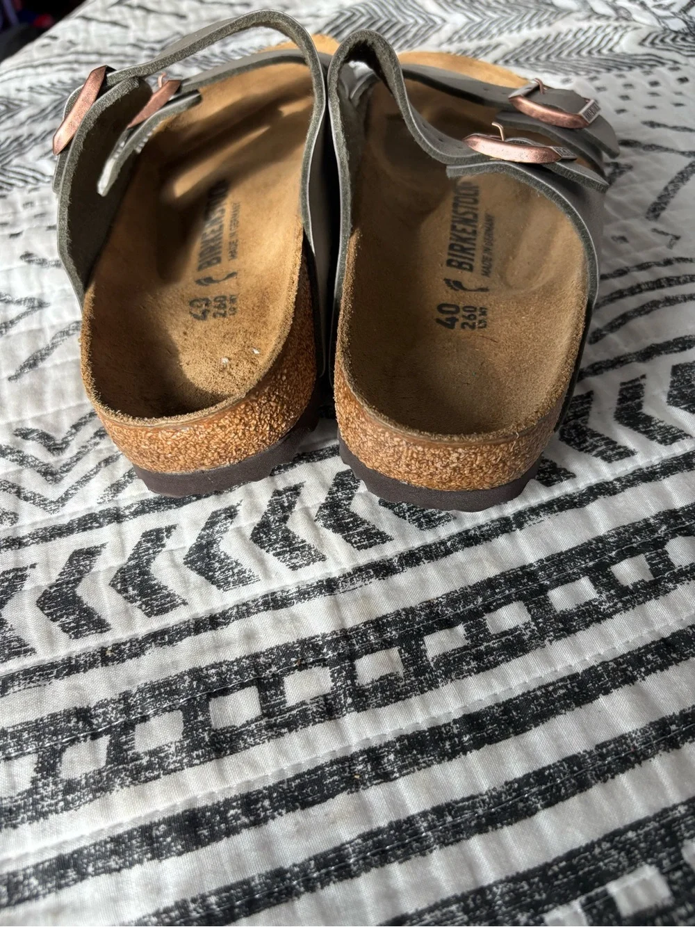Unisex/ Birkenstock Arizona Two-Strap Sandal - Taupe with Rose Gold Buckles